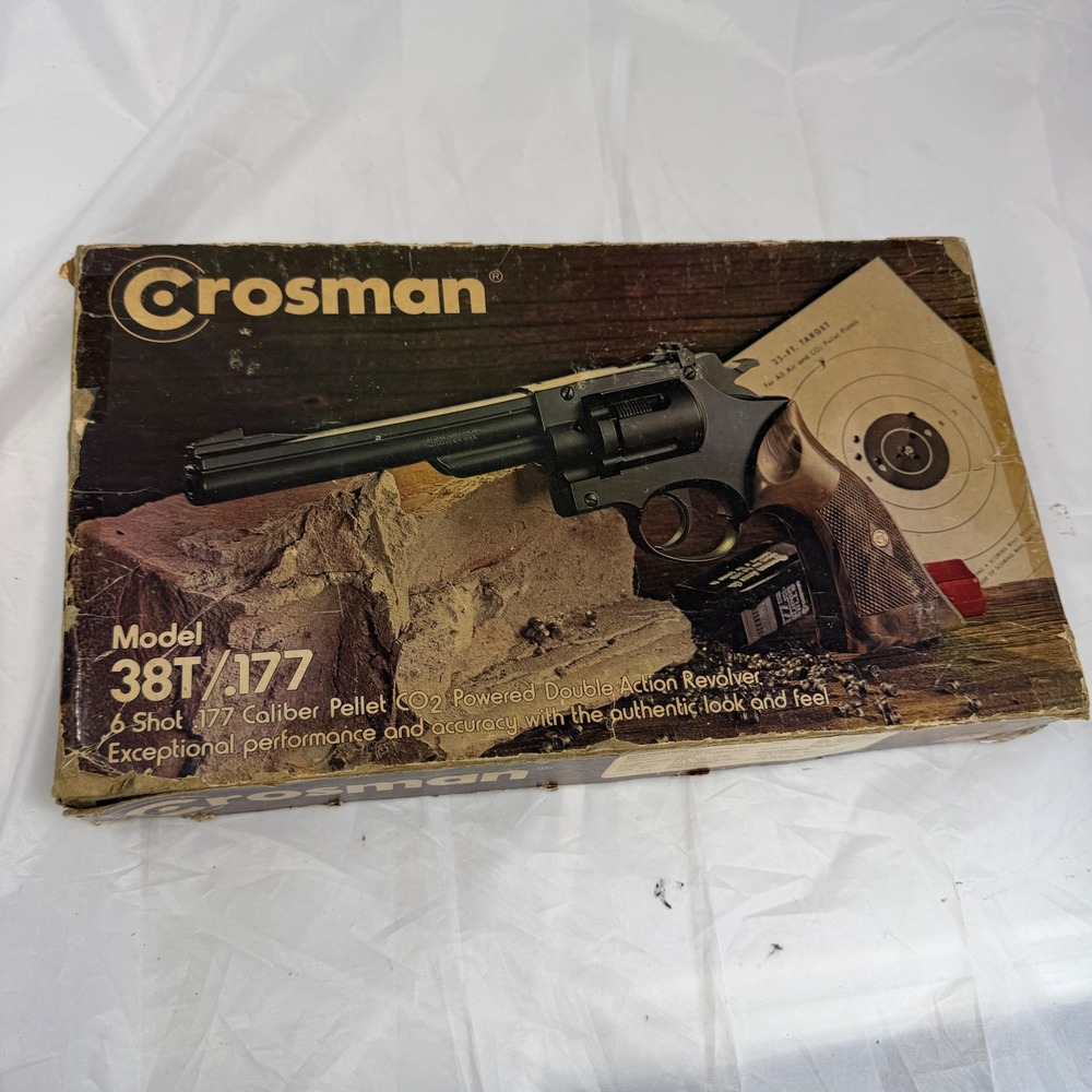 Vintage Crosman Model 38T .177 Caliber Pellet CO2 Revolver 6 Shot Original Box
